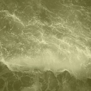 安静的睡浪声音