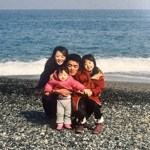 그럼에도 불구하고