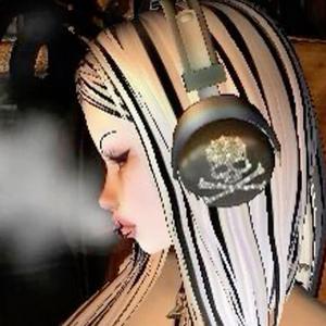 CYBERTRUCK (feat. YNDThompson)