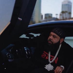 Grinding (feat. 20 Keyz)