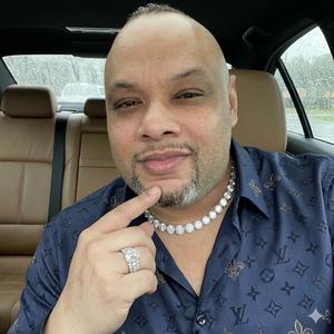 Escudo de gloria Ubaldo Monción