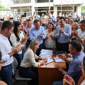 Deputada Trabalhando (Samba)