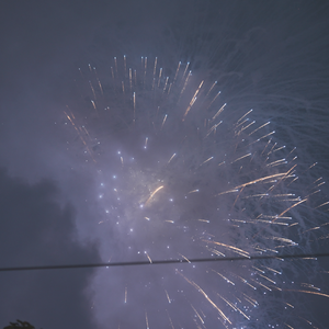 写一首关于你的歌