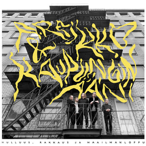 Kansakunta kulkee unissaan