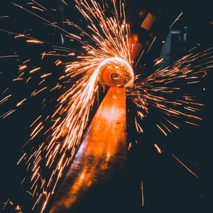 Steady now (feat. Aksel Bakke)