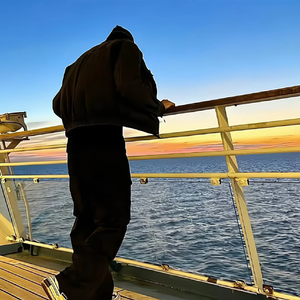 你只是一个过客