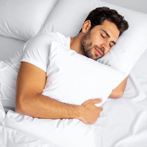 El Latido Lento Del Abrazo Nocturno