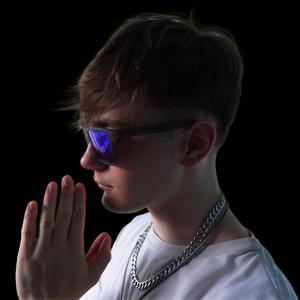 Endiamantado (feat. That's H.I.M) (ENGLISH REMIX)