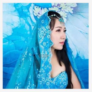 多想陪在你身边 (伴奏)