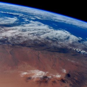 闪过的流星 伴奏