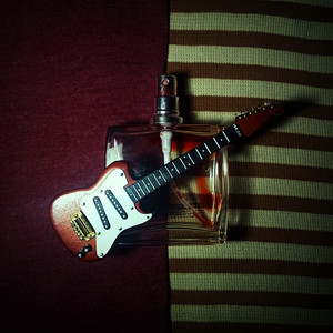 Цветом смарагд