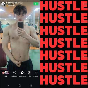 2시간마다 한번씩 수분크림, 선크림, 아이크림, 립밤을 바르고 2L 이상 물 먹어서 몸을 촉촉하게 할 사람은 너밖에 없어 (WATER SKIN LOVE)