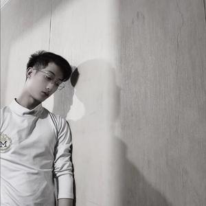 我瞒了所有人想回去很久