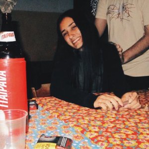 Não Me Deixe Sozinho Com Meus Pensamentos (Eu Posso Enlouquecer)