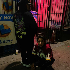 FLUIDS (feat. SkrappyWitTheXtras)