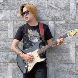 ប្រវត្តិអូនយ៉ាងណាក៏បងនៅតែស្រលាញ់ (Remix)