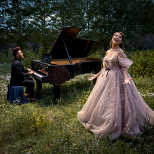 Аз жаргалыг энгэртээ тэвэрье