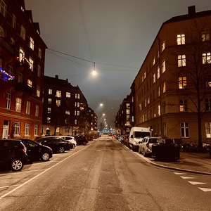 Intet Holdt Tilbage (Single Edit)