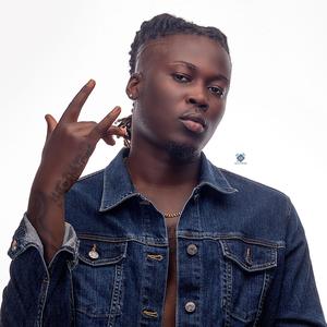 Ekiiki mi (feat. Sarkodie) (Remix)