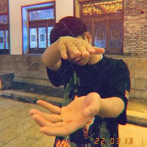 黄昏的男孩（Prod By.EVOMUSIC）