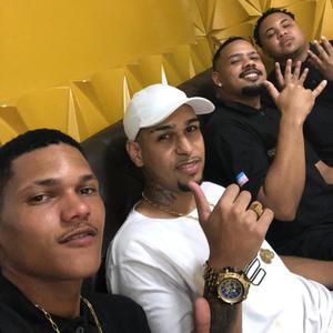 ACENDE A BRABA PASSA A GOMA, MC BLACK DA PENHA, DJ GS DE VILA VELHA