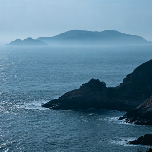 对岸
