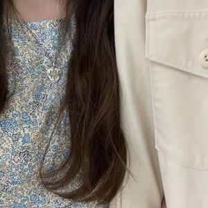 你楼下的我被雨打湿