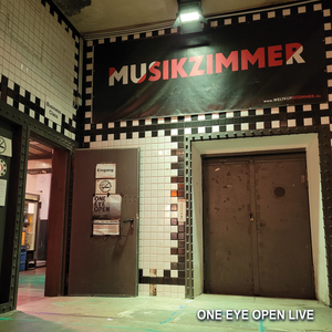 snow on market days (Live)