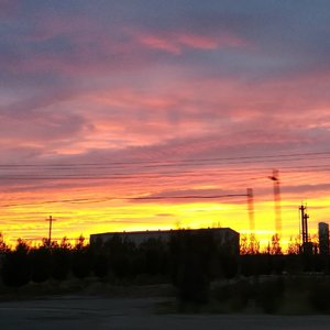 太阳落山，眼泪落下