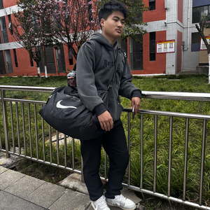 劲爆权威