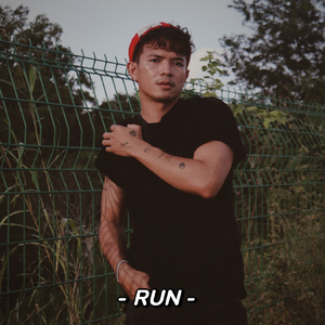 RUN