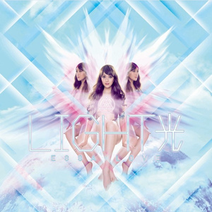 LIGHT光 (英文版)