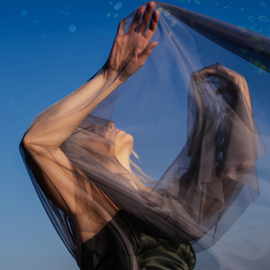 Yıldızlardan Oluştum