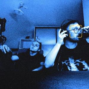 PIENIĄDZE (feat. Murvs)