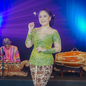 Lare Gunung / Dias Erlangga