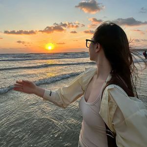 明明知道爱情可遇不可求(DJ是个七七.版)