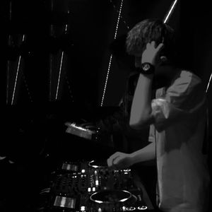 寂寞烟火【子轩】