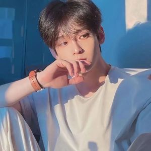 你看那遥远的路