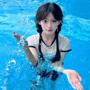 你还当我十七岁啊