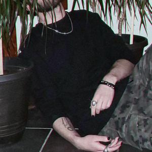 I JUST SOLD AN NFT AND NOW I CAN PAY RENT