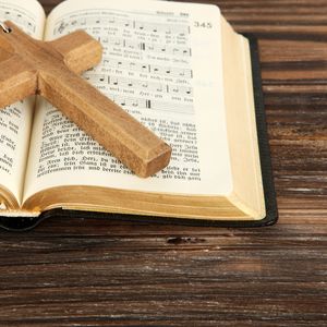 All Hail the Power of Jesus Name