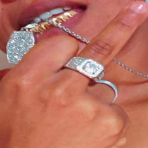 FOI SÓ TAPA NA CARA